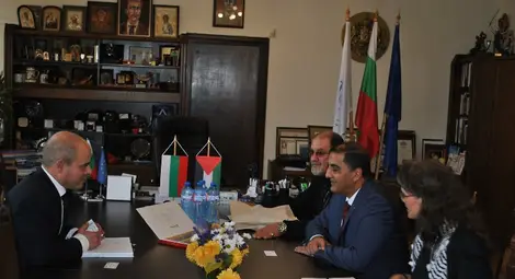 Посланикът на Палестина покани Русе да се включи в икономически форуми