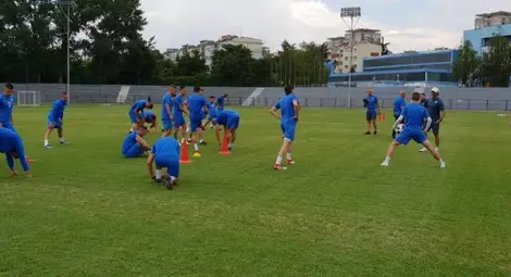 &bdquo;Дунав&ldquo; уговаря последни контроли преди старта на сезона