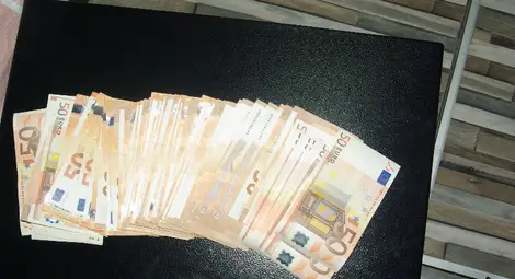 Шестима задържани за телефонни измами при акция в Русе, Шумен и две разградски села Шестима задържани за телефонни измами при акция в Русе, Шумен и две разградски села