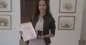 Отличничката на гимназията в Чифлика приета с пълен бал в университета