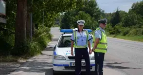 Румънски полицаи спират сънародници край Русе