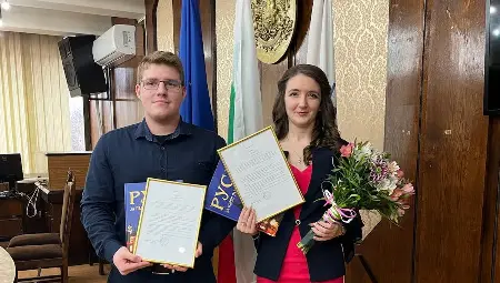 Цветелина Стефанова и Серкан Садулов са &bdquo;Студенти на годината&ldquo; на Община Русе