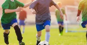 Децата на Друмев направиха 5:5 в горещ мач със „Светкавица“