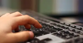 Онлайн магазините растат и през 2016-а