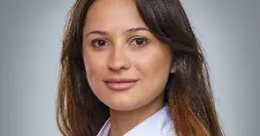 Д-р Семра Еюбова от Университетска болница "Канев": Дарен от „Българската Коледа“ апарат открива очни аномалии преди появата на оплаквания