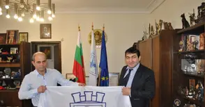 Стоилов отличи със знаков дар приноса на „Ричмарт“ за Русе