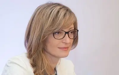 Захариева: Студентите да охладят ентусиазма си за бригадите в САЩ