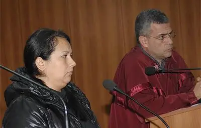 Майка, убила бебето си: Притиснах му главичката в одеалото и то се задуши