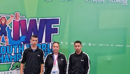 Мартин и Джан с личната си треньорка Кръстина Атанасова в Мексико. Снимка: ТСК „Русе“ Мартин и Джан с личната си треньорка Кръстина Атанасова в Мексико. Снимка: ТСК „Русе“