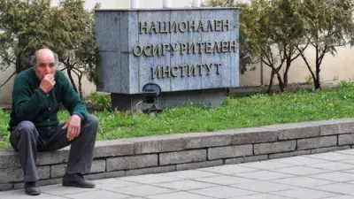 2 млрд. лева е дефицитът в НОИ