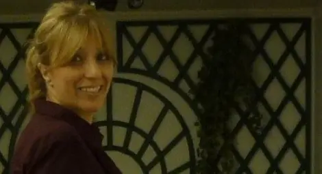 Българка в енциклопедия на световната мода Българка в енциклопедия на световната мода