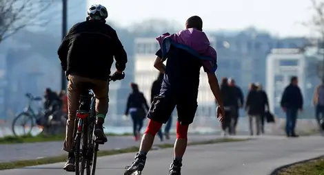 Коронавирус: "Трябва да се разреши на хората да излизат"