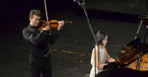 Светлин Русев и Йоръм Сон изпълниха  бисове за половината музикален фестивал