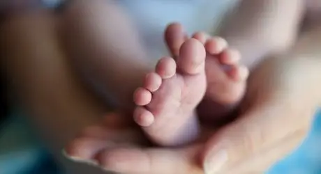 Разбиха български канал за продажба на бебета в Гърция