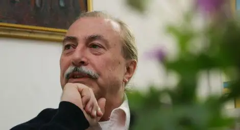 Кирил Маричков: Радвам се, че в БСП пропяха мои песни на манифестациите си!