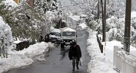 Заваля априлски сняг Заваля априлски сняг