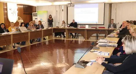 Информираността за бежанците расте, страховете и резервираността не намаляват