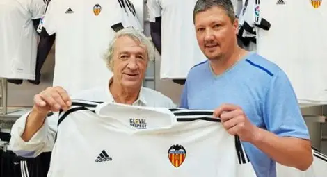 Любослав Пенев: Приключих с българските клубове