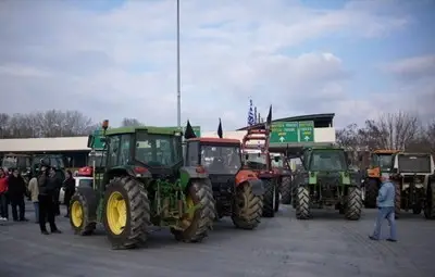 Няма да пропускат товарни коли през ГКПП Кулата&ndash;Промахон до 19 часа