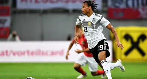 Сане остана извън състава на Германия, Нойер ще лети за Русия