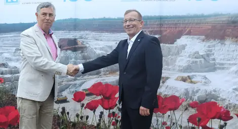 "Каолин " отличен със знака на областния управител за 100-годишния си юбилей