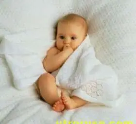 9-годишна мексиканка роди момиче 