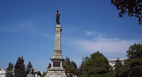 Честваме Ботев днес пред  Паметника на свободата