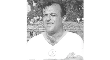 Русе се спомня за футболната  легенда Енчо Калайджиев
