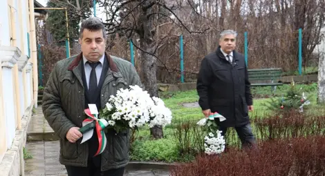 140-ата годишнина от основаването на първото морско училище отбелязаха в Русе