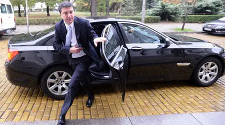 Стойнев разкритикува Standard & Poor's за политически коментар