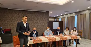 Десислава Атанасова се връща в листата на ГЕРБ, Пламен Нунев се оттегля