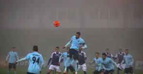 „Дунав“ пое глътка въздух в гъстата търновска мъгла