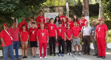 Родолюбци от Ценово обиколиха паметниците на бойната слава