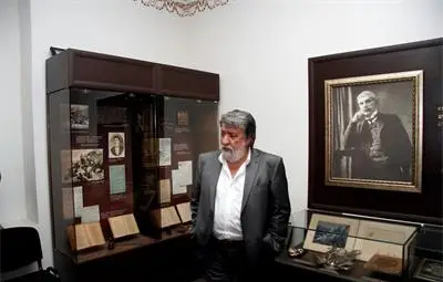 Вежди Рашидов започна лъчетерапия в Германия Вежди Рашидов започна лъчетерапия в Германия