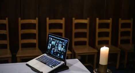 В 1/5 от фирмите служителите са работили от вкъщи