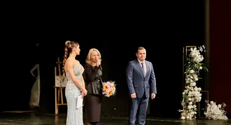 Спектакълът &bdquo;Асамблея на красотата и модата&ldquo; превърна сцената на Доходното здание в пространство на естетика и съпричастност