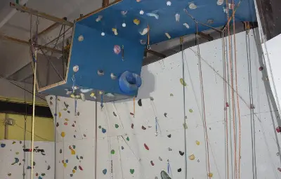 Откриха новата модернизирана зала за катерене в Русенския университет