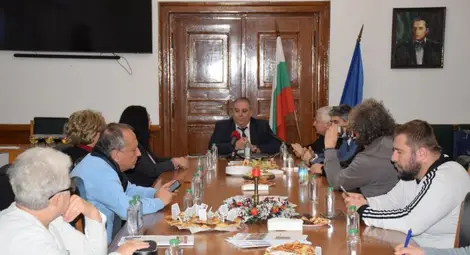 Ректорът на Русенския университет проф. Генчо Попов: Продължаваме да се движим в правилната посока - бавно, но напред и нагоре