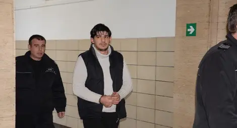 Осъждан седем пъти за кражби остава в ареста