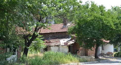 Отстъпени имоти на МВР възраждат идеята за голям плувен комплекс