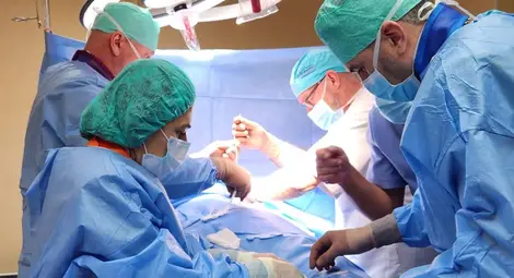 В &bdquo;Медика&ldquo; вече поставят щадящи портове за химиотерапия и постоянни катетри за хемодиализа