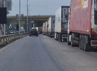 Полиция денонощно ще контролира безопасността на движението и проходимостта в района на Дунав мост при Русе Полиция денонощно ще контролира безопасността на движението и проходимостта в района на Дунав мост при Русе