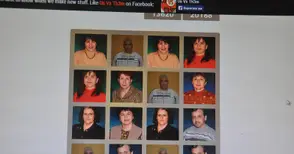 Приятелско намигане вкара учители в играта 2048