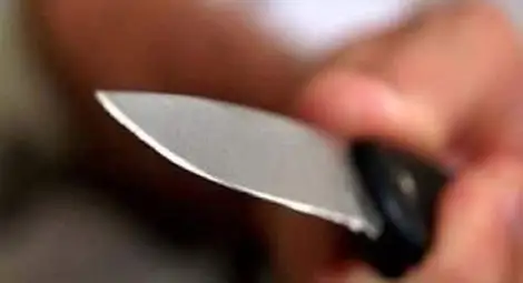 Майка тормозила и гонила с нож дъщеря си след дълги години имотни спорове