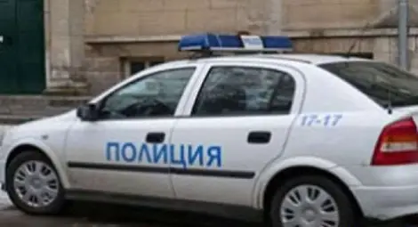 Двама маскирани и въоръжени са нападнали бензиностанция в Русе тази нощ