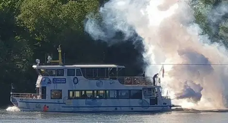 Драгажният флот пуска кораб в борбата с комарите по Дунав