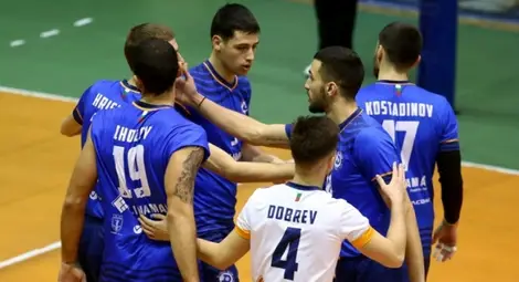 Волейболистите с последна заплата през май, след което идва стискане на зъби