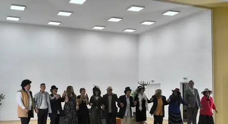 Театралите от Долна Студена гостуваха в Борово с "Госпожа Министершата"