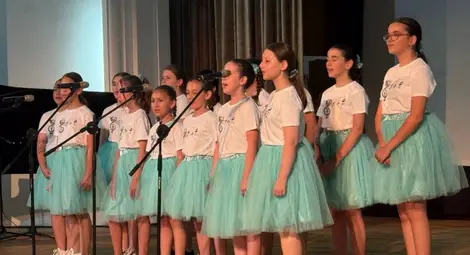 ОУ &bdquo;Олимпи Панов&ldquo; отпразнува  шест десетилетия знание и успех