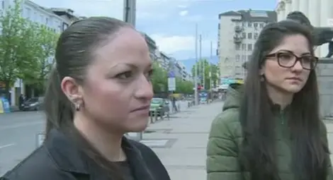 Майки искат доживотен затвор за акушерката, пребила бебе